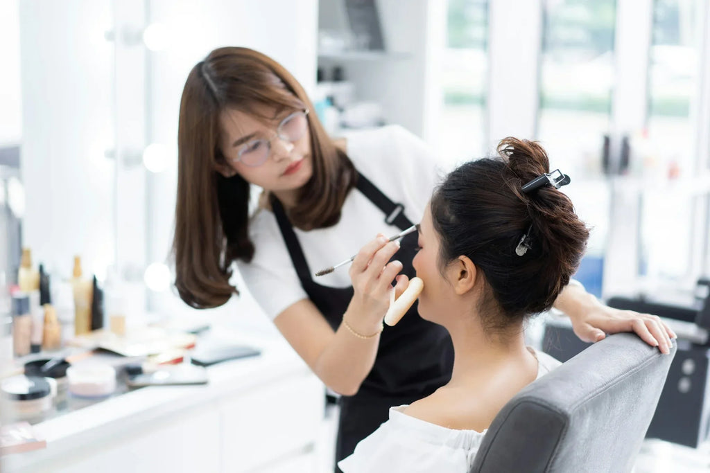 Mobile Makeup Artist Communication Guidelines For Clients
