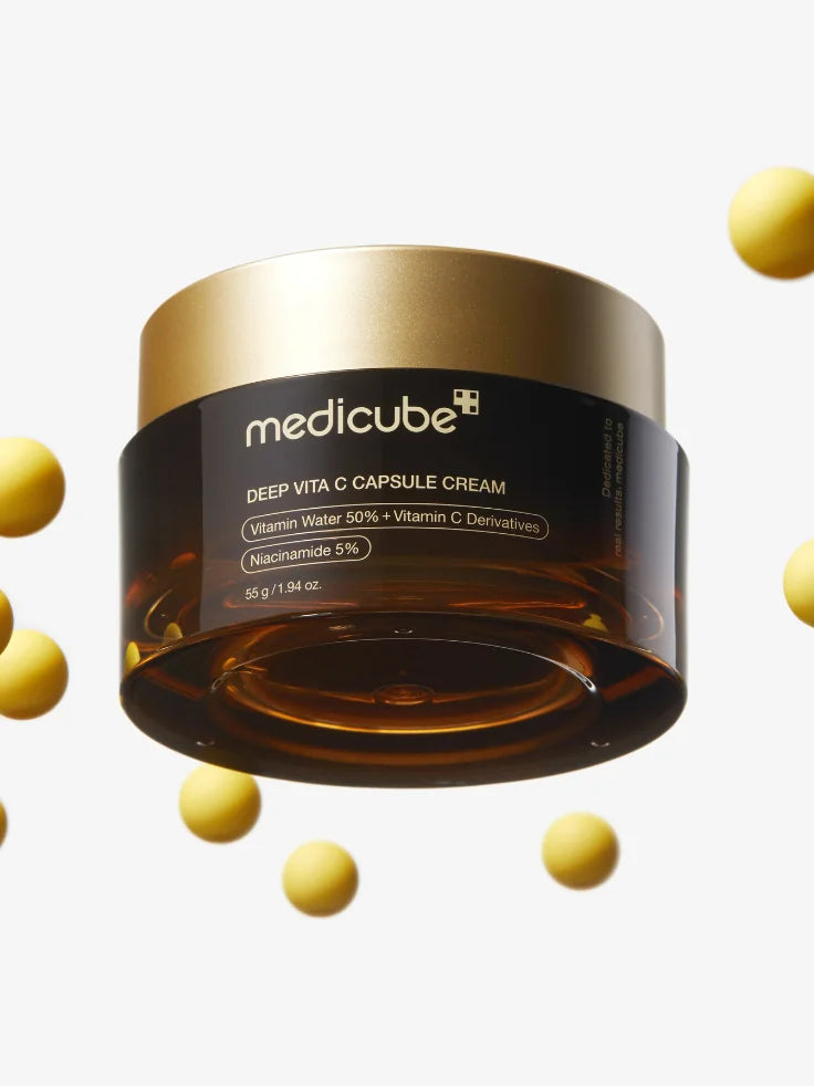 Medicube Deep Vita C Capsule Cream - Demonstration of the cream's lightweight and hydrating texture