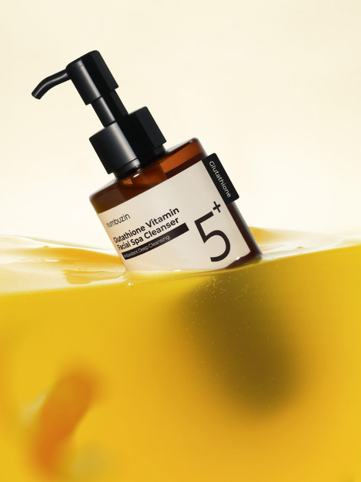 glutathione cleansing oil Cleanse like a proAPLB + Niacinamide is here to dissolve makeup, impurities, and even leftover sebum/blackheads.  (Plus: hydration + nutrition without the harsh feel.) #APLB #CleansingOil #OilToFoam #Glutathione # Mary & May Rice Glutathione