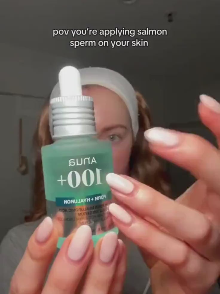 Dropper applying ANUA PDRN Hyaluronic Acid Capsule 100 Serum to skin