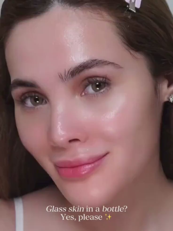 Customer testimonial video showing dramatic improvement in wrinkles and firmness, promoting the best ANUA anti-aging Glow Pads.
