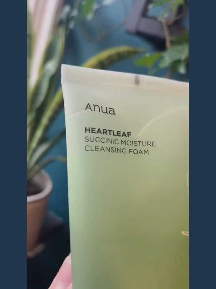 Anua Heartleaf Succinic Moisture Cleansing Foam Review